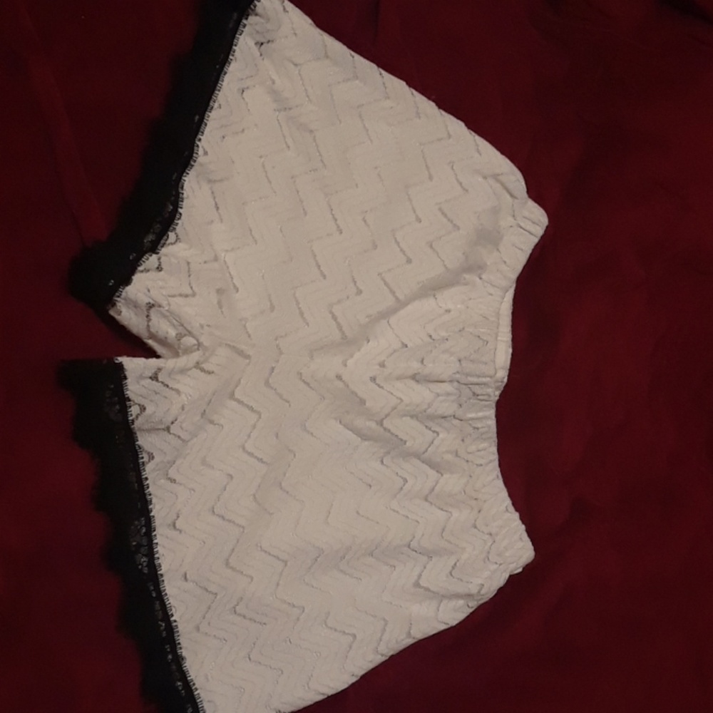 Basically me shorts with lace hem